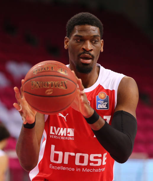 他的个人意 他的个人意