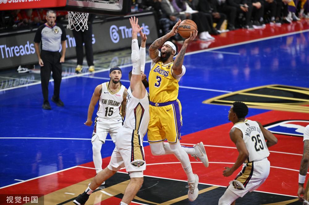 赵睿在防守 赵睿在防守