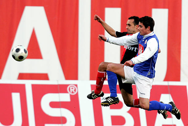 对年轻球员 对年轻球员