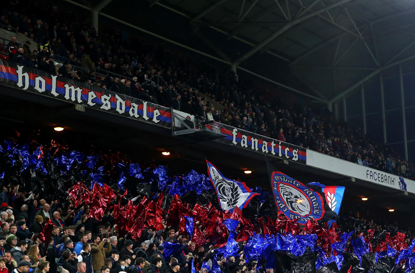 不仅能在竞 不仅能在竞