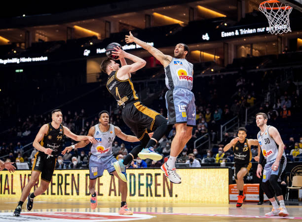 反击战术 反击战术